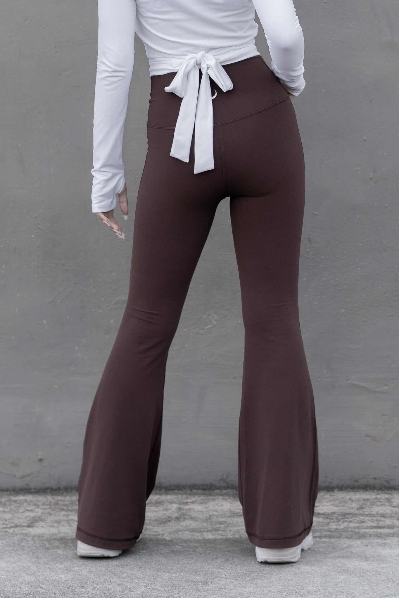 Mellow Criss Cross Flare Pants – Lunablys